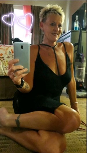 Nancie sex parties in Visalia CA, call girls